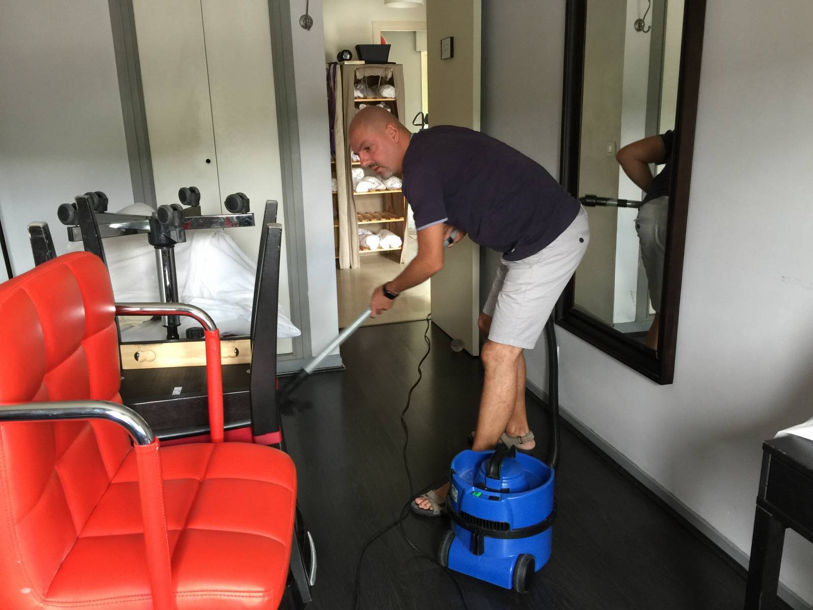 Tarif nettoyage haute pression terrasse et balcons avec produits écologiques et sans danger pour l'environnement Lyon 69 dans le Rhône