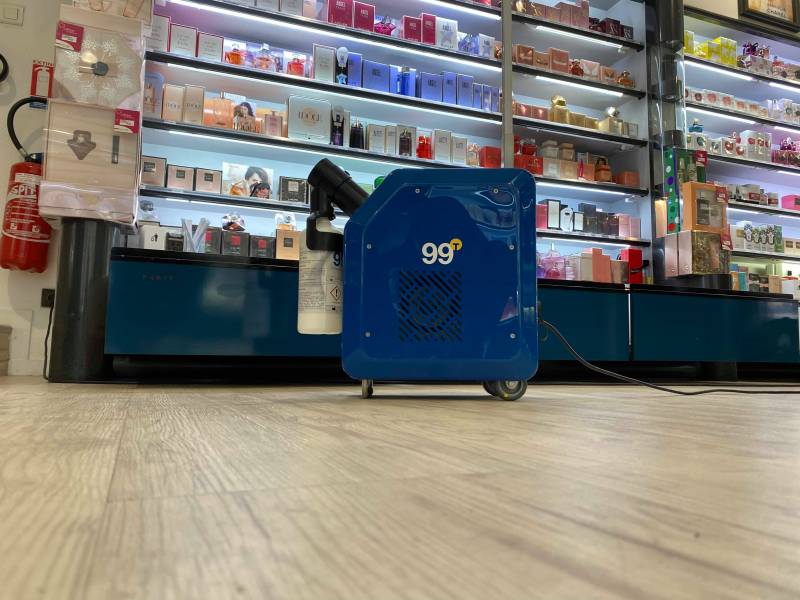 Nettoyage complet de boutique à Lyon 69