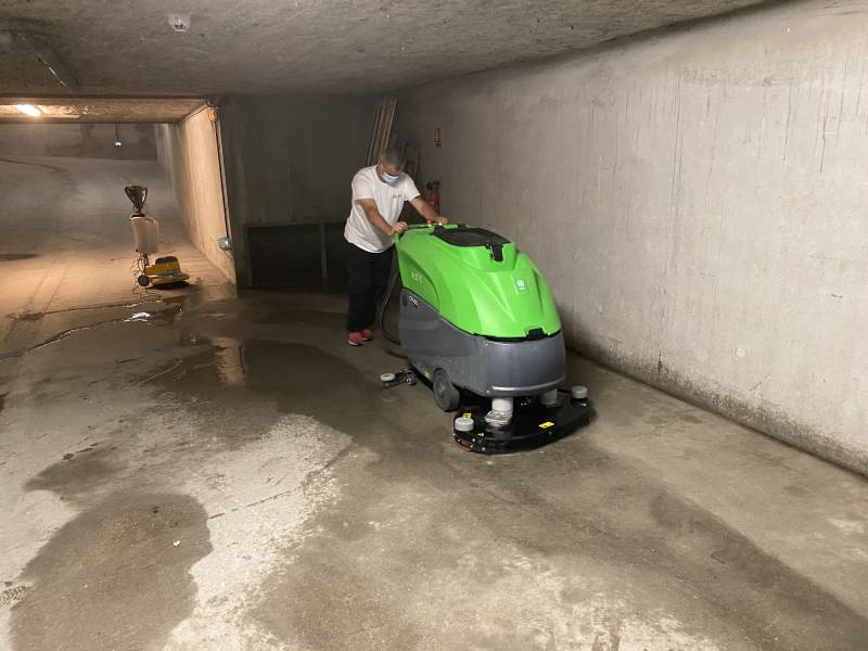 Professionnel de lavage de sol souterrain en Rhône Alpes