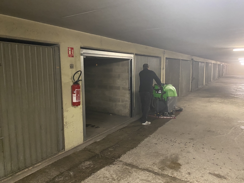 Remise au propre de garage et parking à Lyon