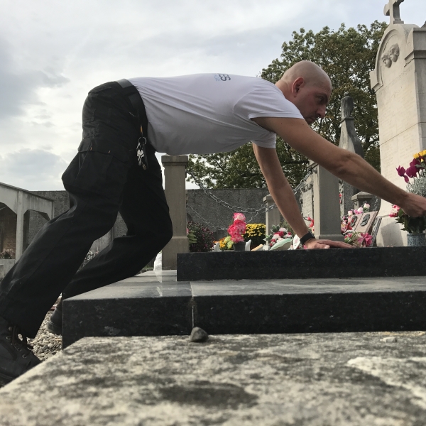 Entretien de sépulture dans l'ouest lyonnais