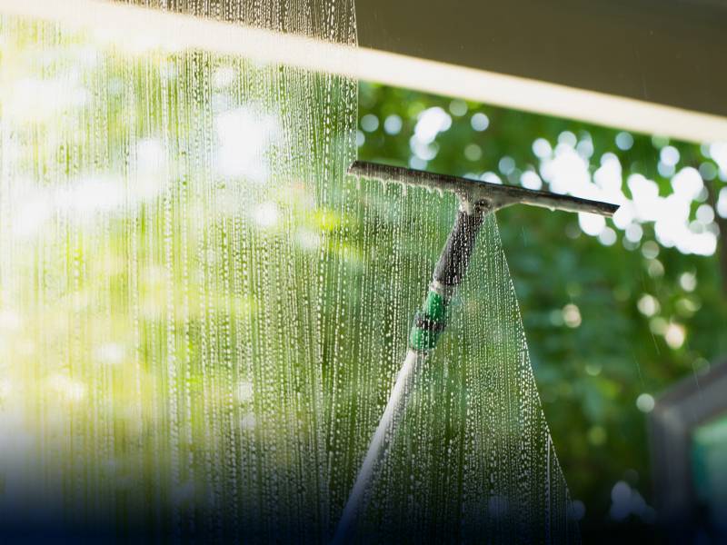 lavage-vitres-perche-grande-hauteur