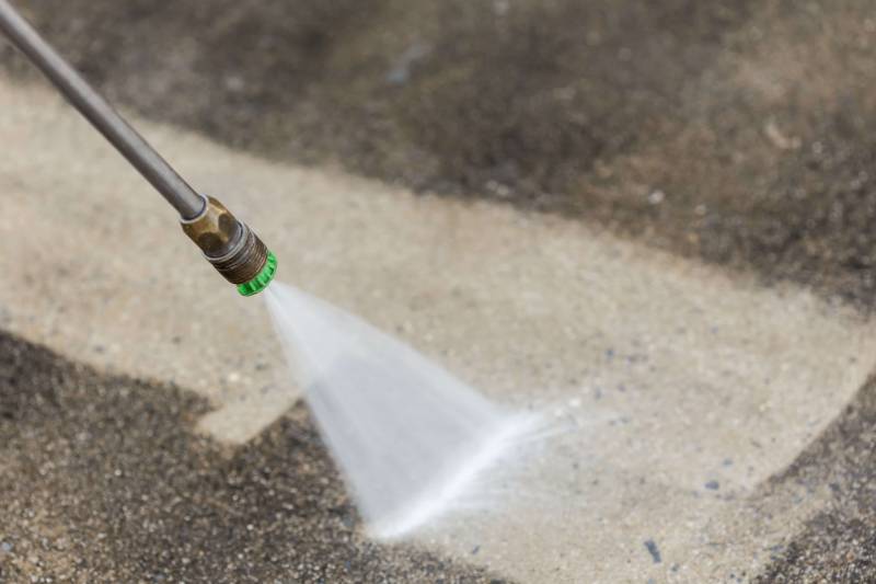 nettoyage de beton exterieur suite a la pluie