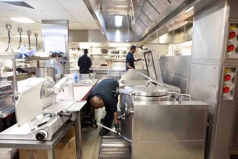 reouverture des commerces et restaurants menage et nettoyage